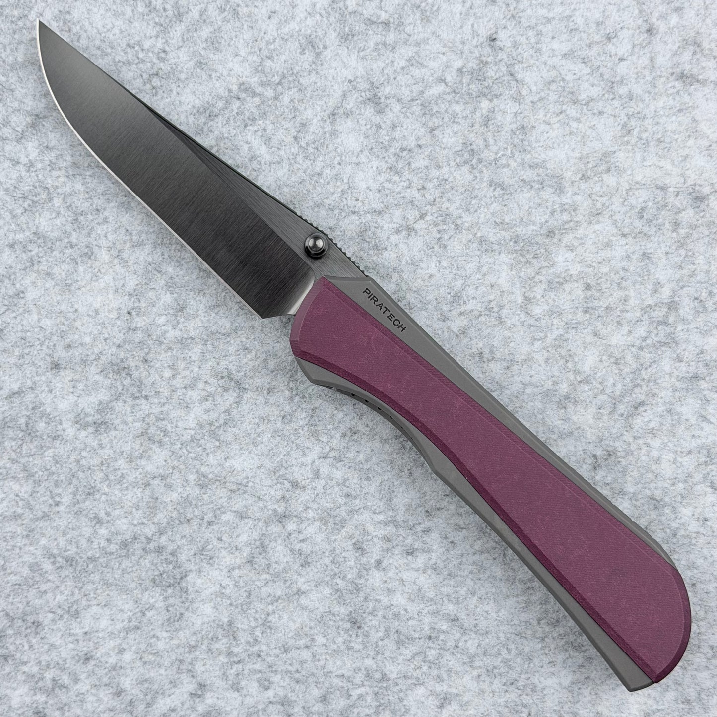 Saga - Satin DLC S90V & 180-grit Bead Blasted Titanium w/ Richlite® Red Stone