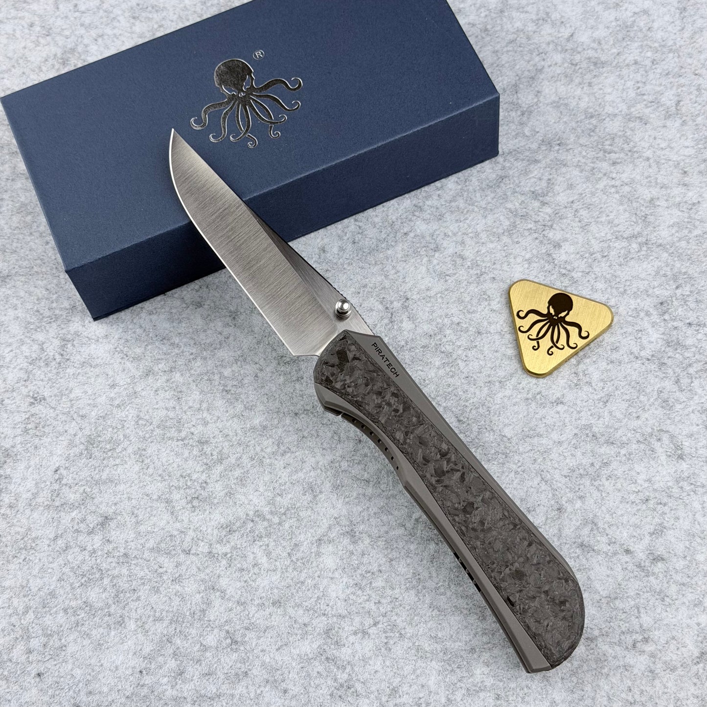 Saga - Satin S90V & 180-grit Bead Blasted Titanium w/ Shred Carbon Fiber