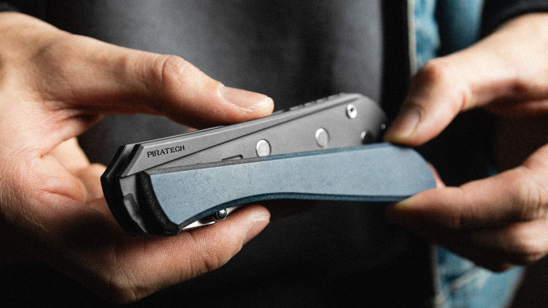 Load video: Why Does This Knife Come Apart Like That? | Piratech® &amp; CaptRikki