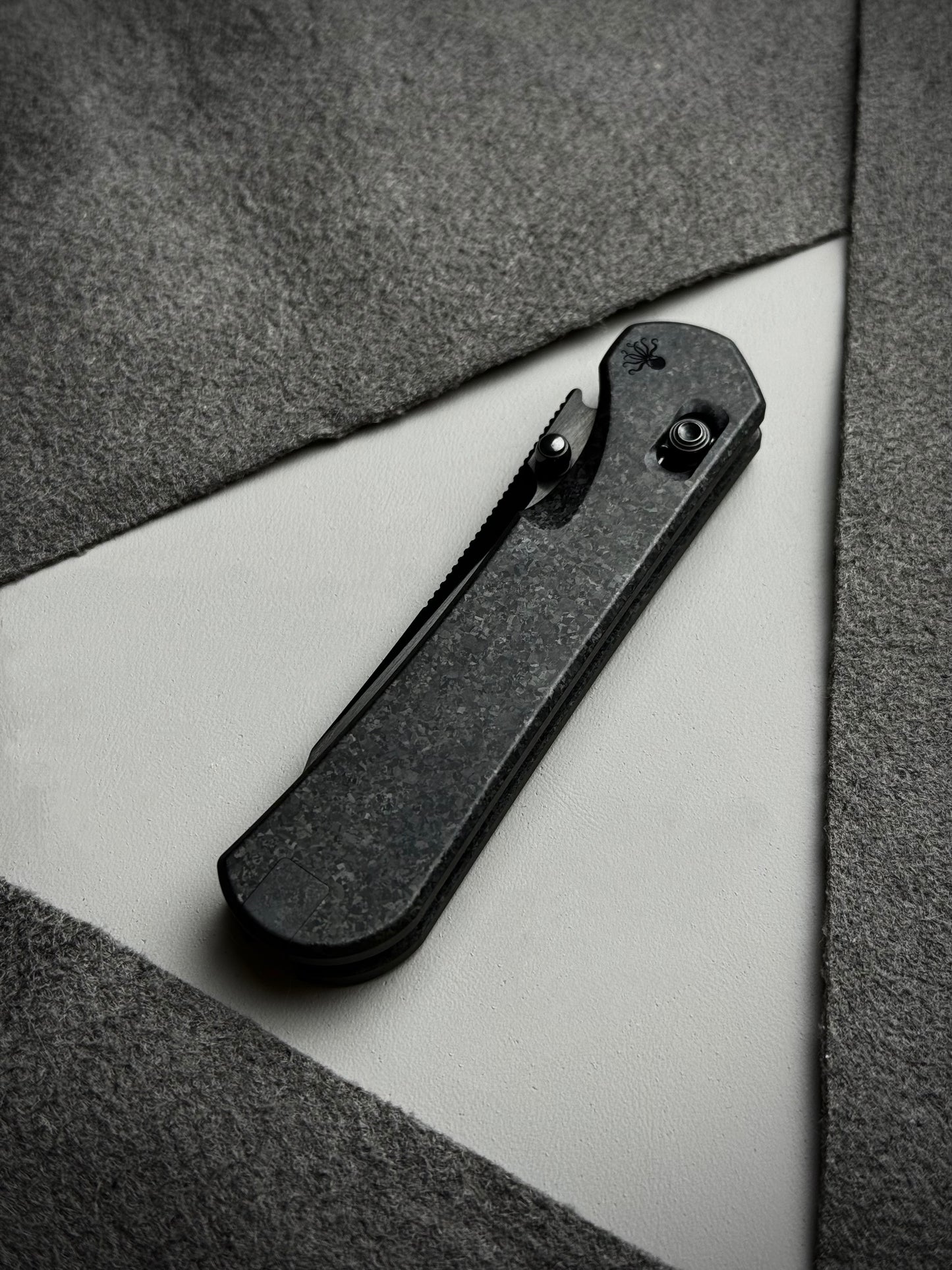 Tsunami Scales - Alcor Black