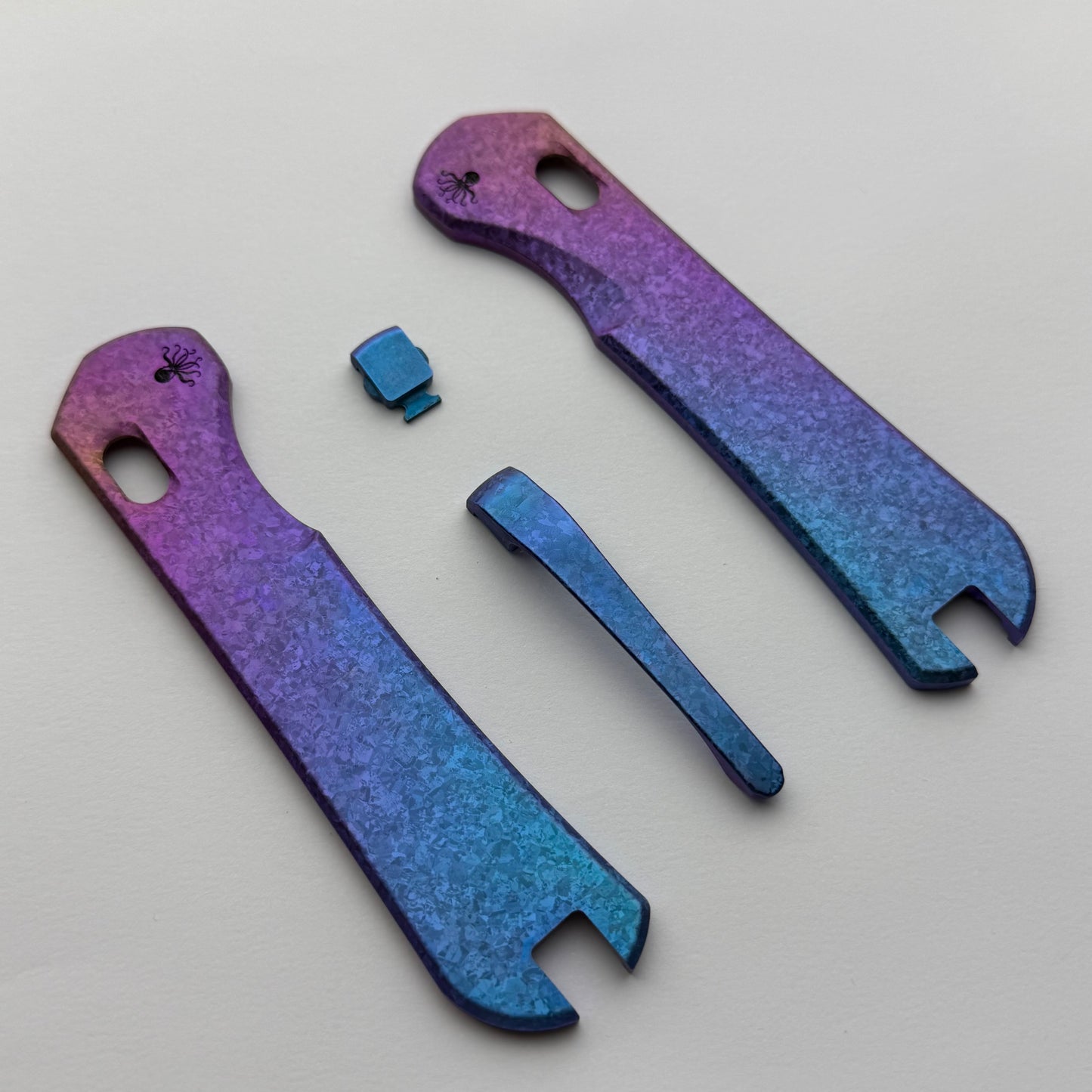 Tsunami Scales - Gradient One